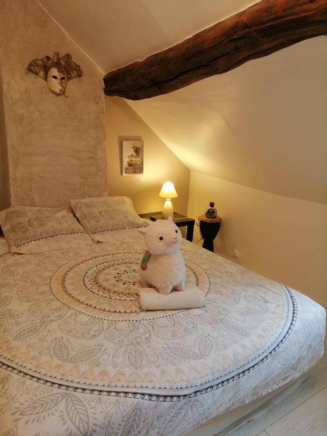 Jacuzzi Massage Sur Rdv,Duo,Reiki,Californien, Reflexologie Plantaire, Et Bouteille Mousseux Offerte Bed and Breakfast Ferolles Buitenkant foto